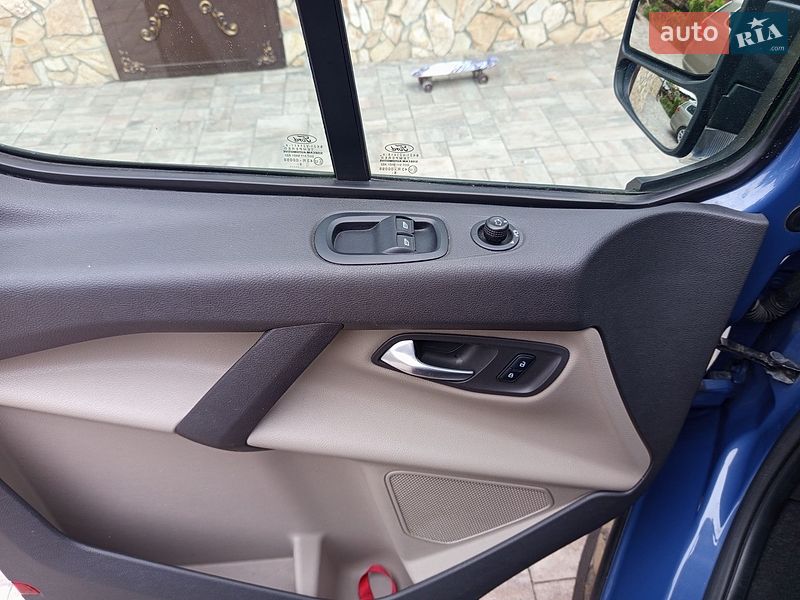 Минивэн Ford Transit Custom 2016 в Львове фото 23 Минивэн Ford Transit Custom 2016 в Львове