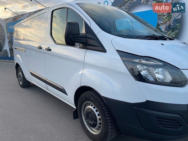 Вантажний фургон Ford Transit Custom 2015 в Києві