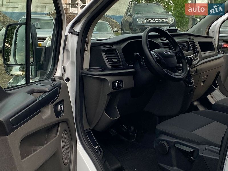 Вантажний фургон Ford Transit Custom 2022 в Калуші
