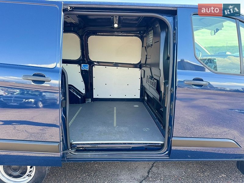 Грузовой фургон Ford Transit Custom 2022 в Киеве