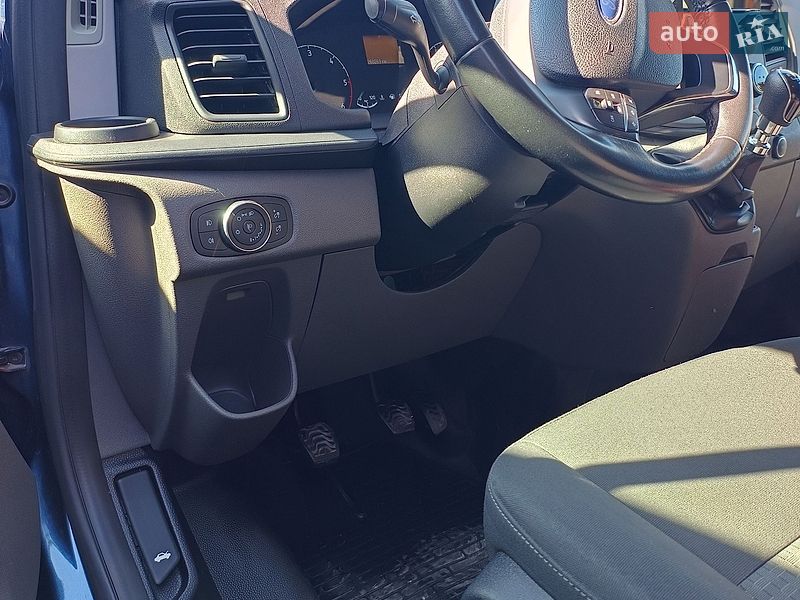 Минивэн Ford Transit Custom 2018 в Луцке фото 13 Минивэн Ford Transit Custom 2018 в Луцке