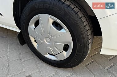 Грузовой фургон Ford Transit Custom 2023 в Бродах