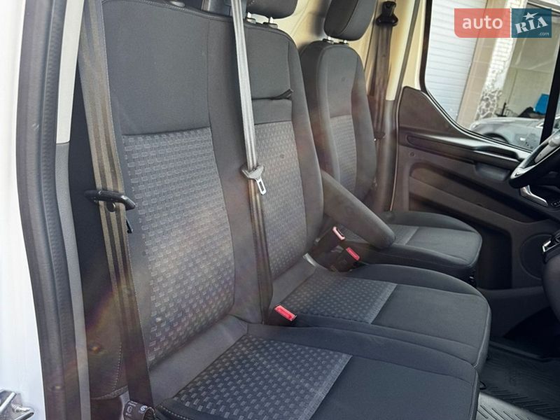 Грузовой фургон Ford Transit Custom 2023 в Бродах