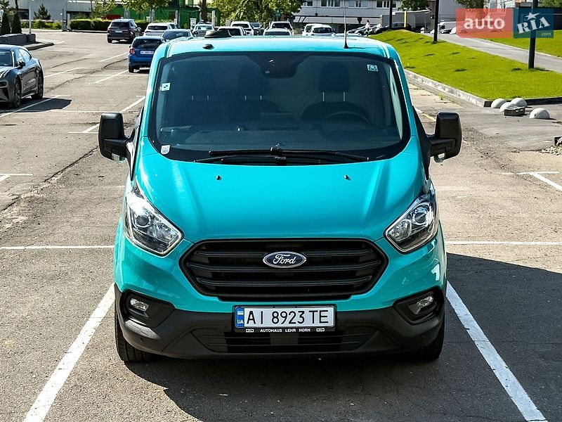 Микроавтобус грузовой (до 3,5т) Ford Transit Custom 2018 в Киеве