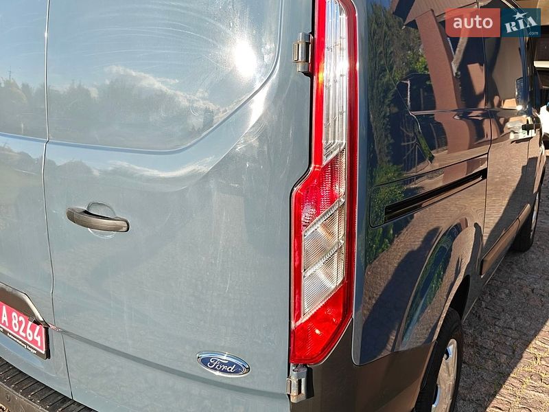 Мікроавтобус вантажний (до 3,5т) Ford Transit Custom 2022 в Полтаві