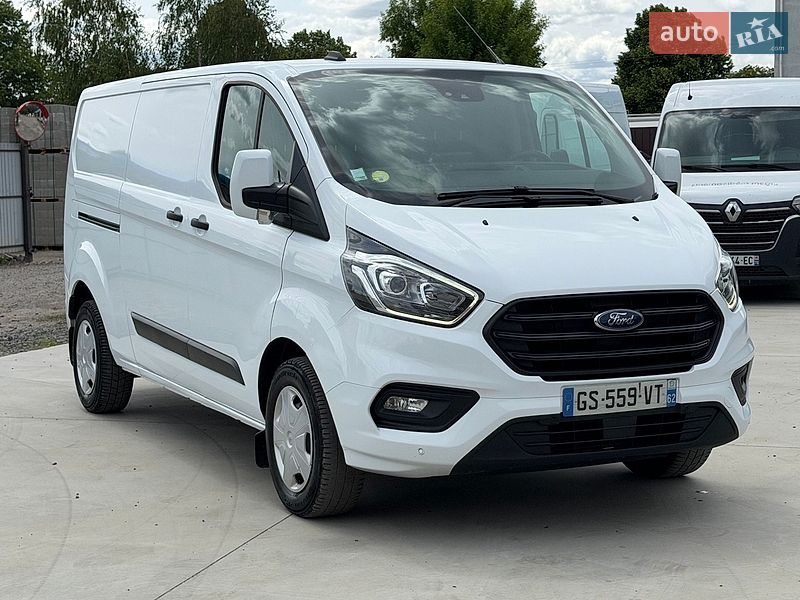 Грузовой фургон Ford Transit Custom 2024 в Млинове