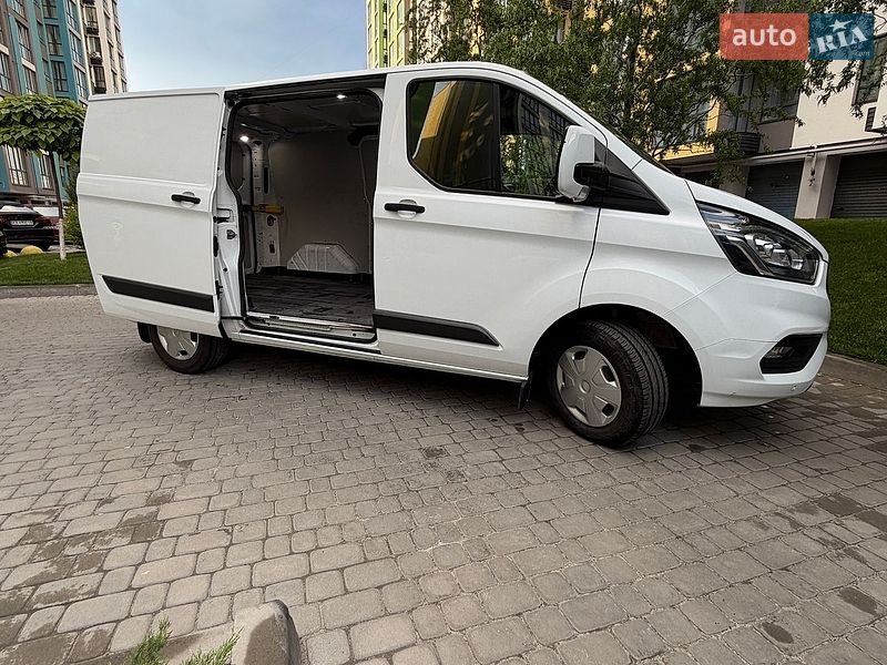 Мікроавтобус вантажний (до 3,5т) Ford Transit Custom 2018 в Дніпрі