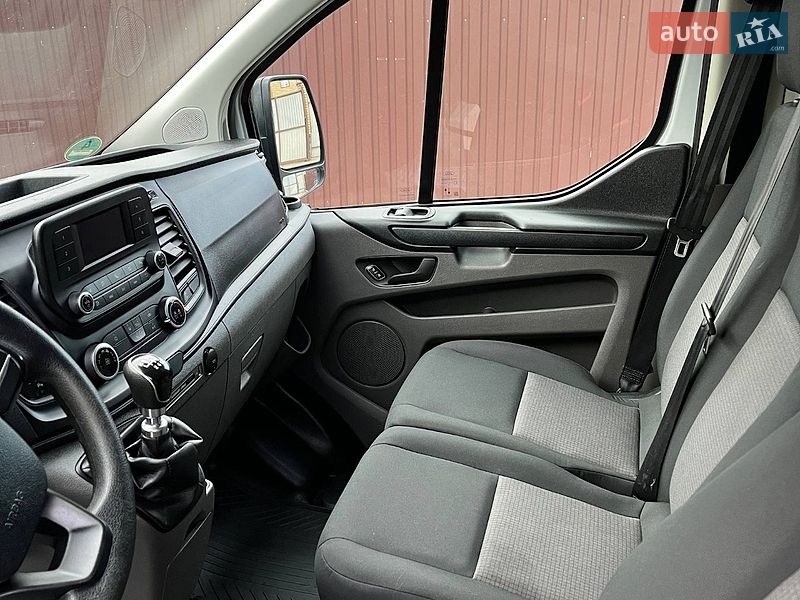 Вантажний фургон Ford Transit Custom 2023 в Бердичеві