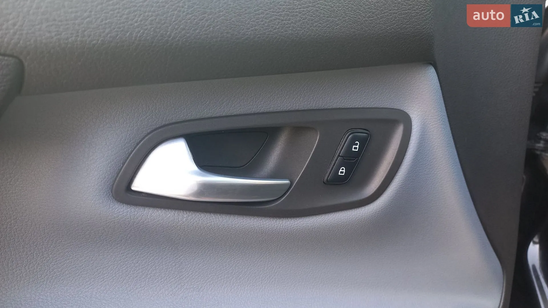 2016 Ford Transit Connect - мініатюра 27