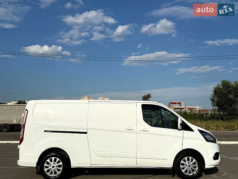 Грузовой фургон Ford Transit Custom 2018 в Киеве