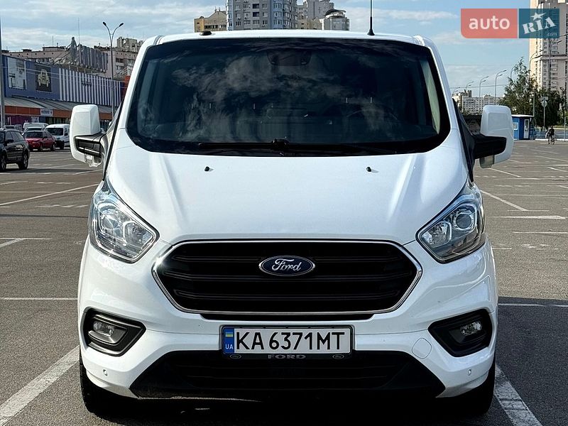 Грузовой фургон Ford Transit Custom 2018 в Киеве