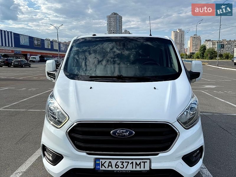Грузовой фургон Ford Transit Custom 2018 в Киеве