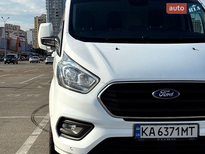 Грузовой фургон Ford Transit Custom 2018 в Киеве