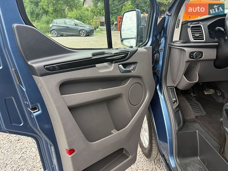 Минивэн Ford Transit Custom 2021 в Дубно