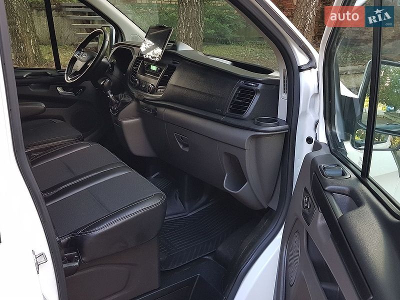 Вантажопасажирський фургон Ford Transit Custom 2021 в Вінниці