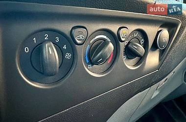 Грузопассажирский фургон Ford Transit Custom 2014 в Киеве