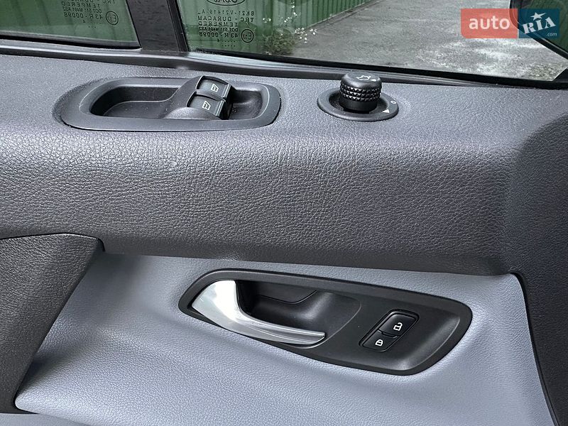 Грузопассажирский фургон Ford Transit Custom 2014 в Киеве