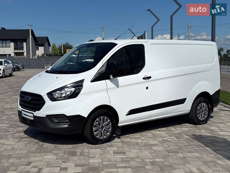 Вантажний фургон Ford Transit Custom 2021 в Рівному