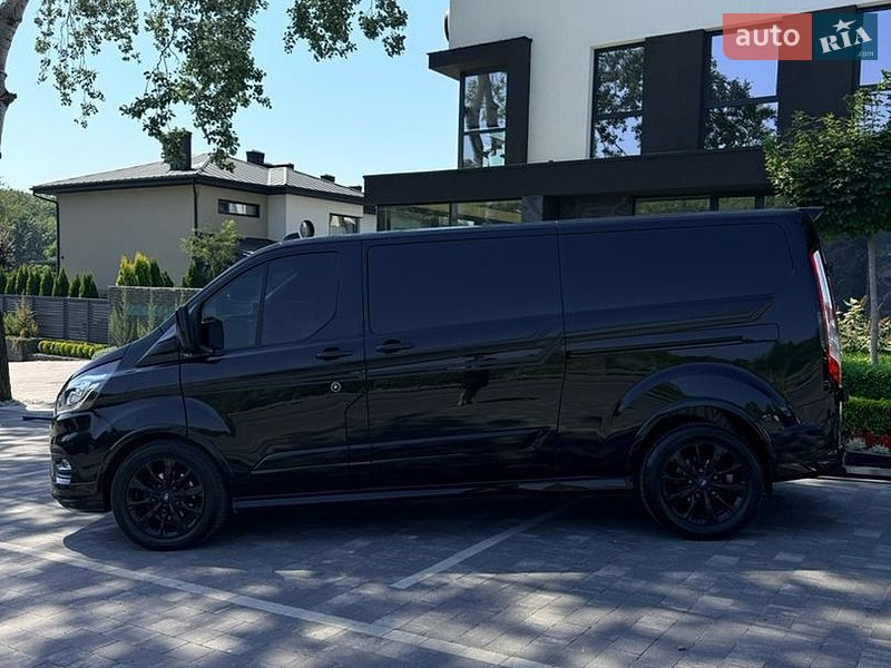 Вантажний фургон Ford Transit Custom 2020 в Ужгороді