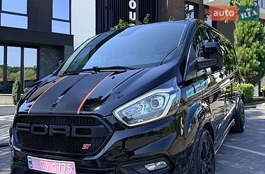 Вантажний фургон Ford Transit Custom 2020 в Ужгороді