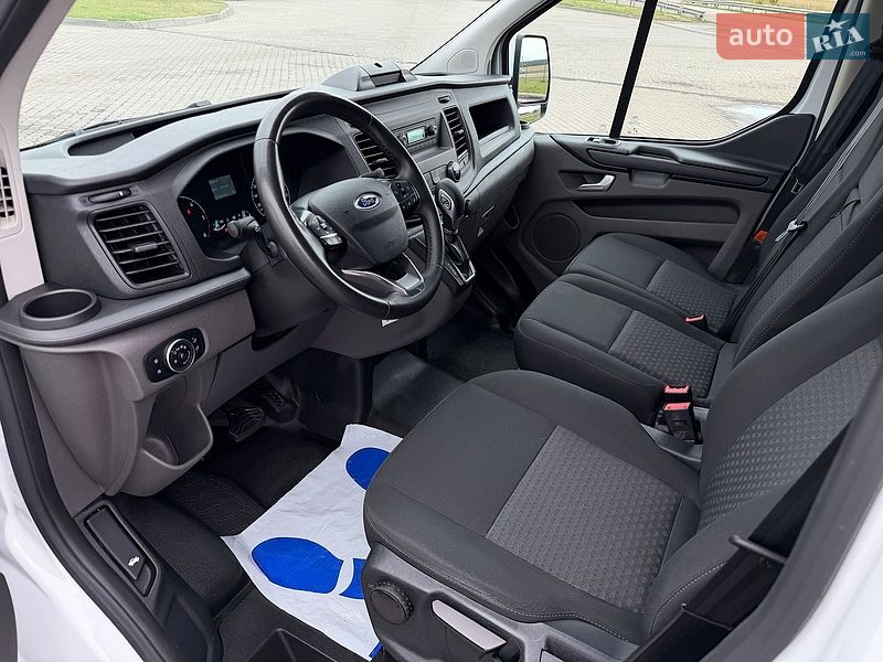 Грузовой фургон Ford Transit Custom 2023 в Радивилове