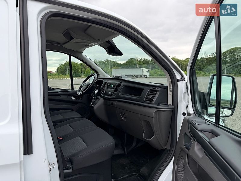 Грузовой фургон Ford Transit Custom 2023 в Радивилове
