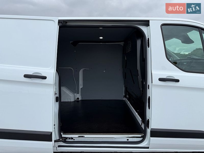 Грузовой фургон Ford Transit Custom 2023 в Радивилове