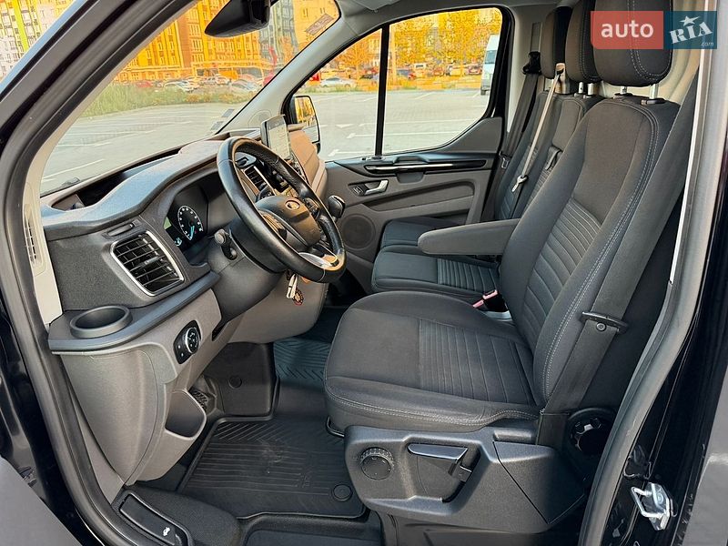 Вантажний фургон Ford Transit Custom 2019 в Ірпені