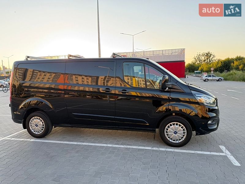 Вантажний фургон Ford Transit Custom 2019 в Ірпені