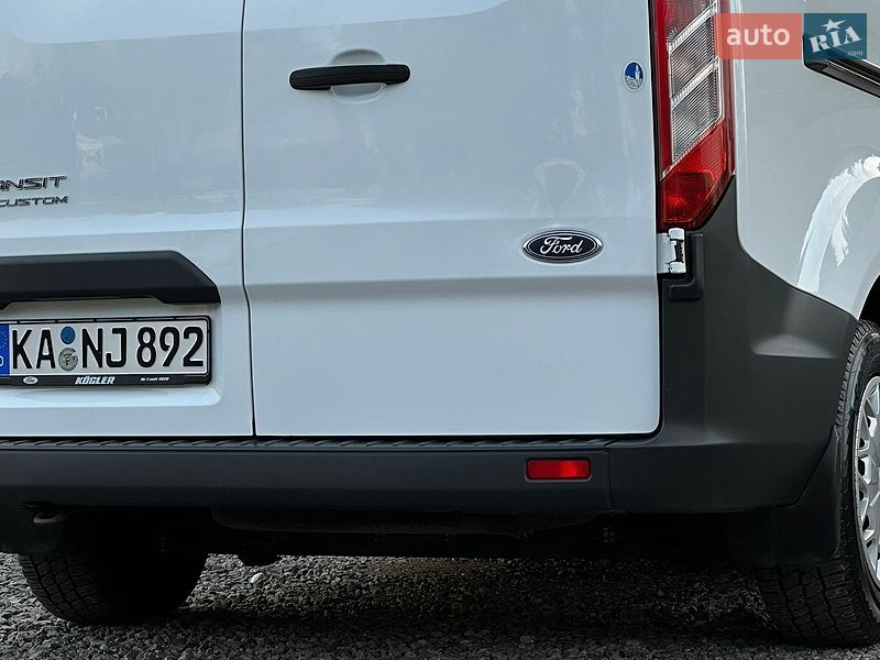 Минивэн Ford Transit Custom 2015 в Самборе