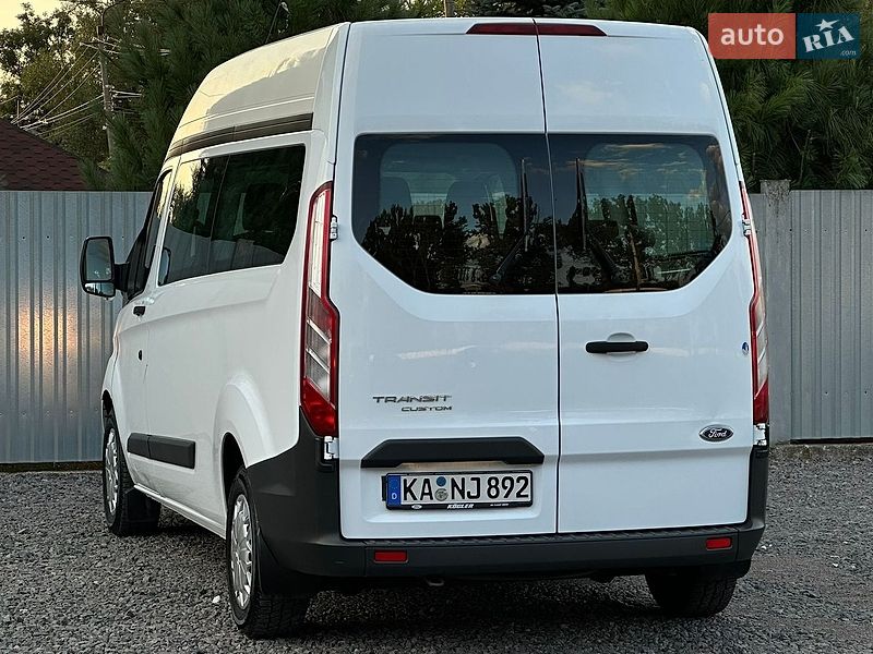 Минивэн Ford Transit Custom 2015 в Самборе