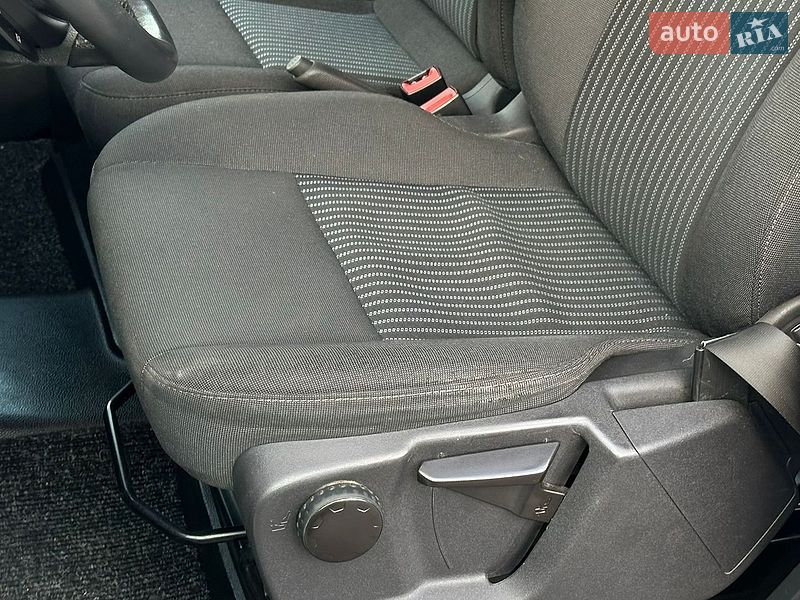 Минивэн Ford Transit Custom 2015 в Самборе