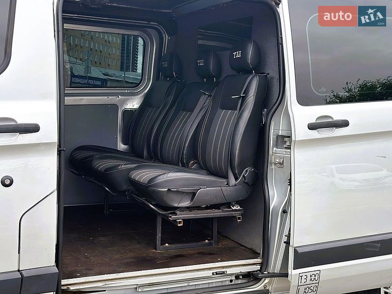 Вантажний фургон Ford Transit Custom 2015 в Києві