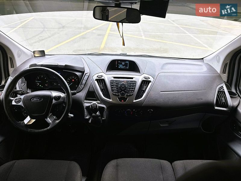 Вантажний фургон Ford Transit Custom 2015 в Києві