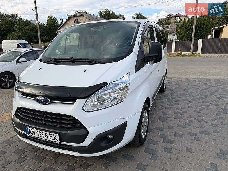 Мінівен Ford Transit Custom 2014 в Малині