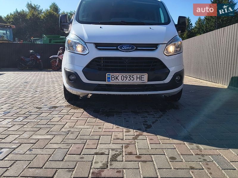 Грузовой фургон Ford Transit Custom 2016 в Дубно