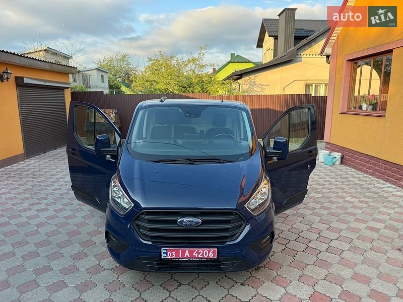 Вантажний фургон Ford Transit Custom 2021 в Рівному
