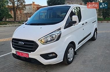 Вантажний фургон Ford Transit Custom 2020 в Бережанах