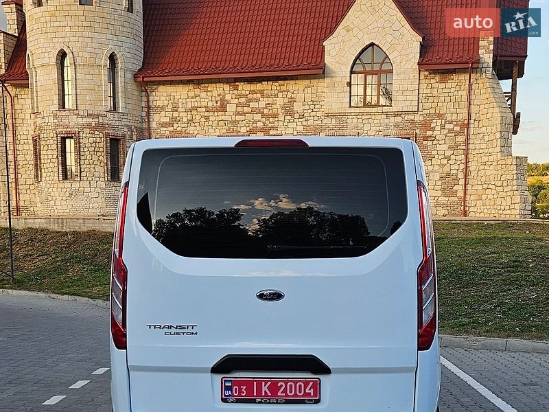 Вантажний фургон Ford Transit Custom 2020 в Бережанах