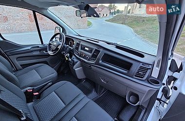 Вантажний фургон Ford Transit Custom 2020 в Бережанах