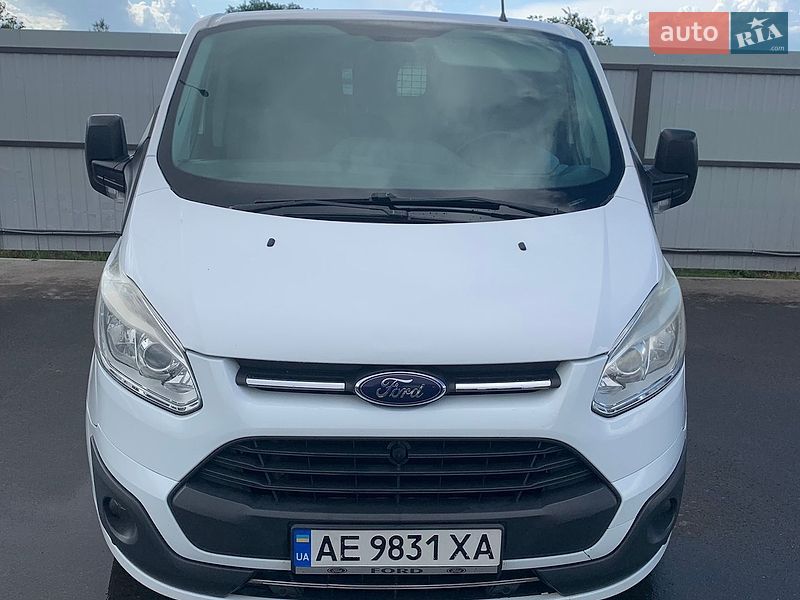 Грузовой фургон Ford Transit Custom 2016 в Кривом Роге