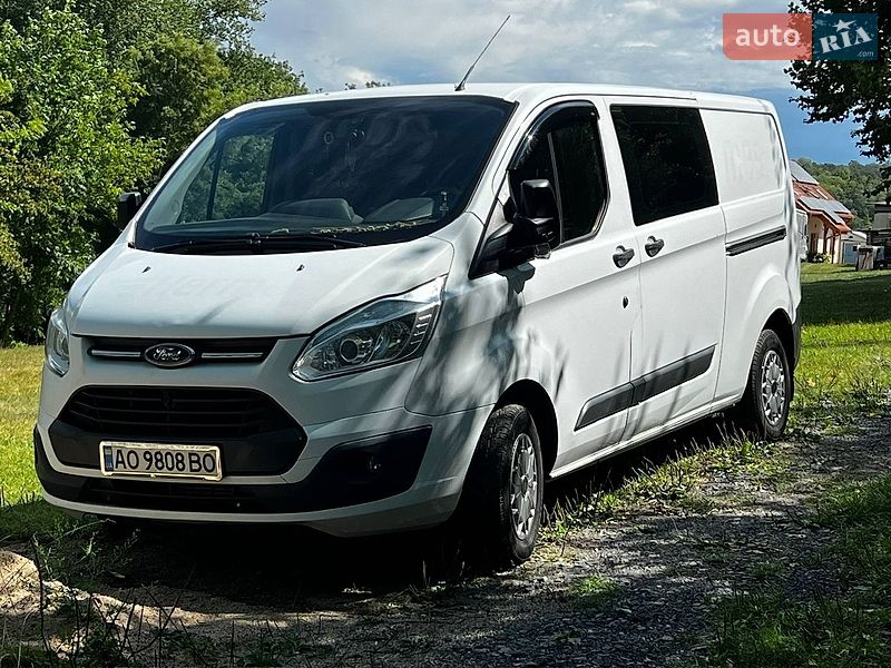 Минивэн Ford Transit Custom 2016 в Виноградове фото 2 Минивэн Ford Transit Custom 2016 в Виноградове