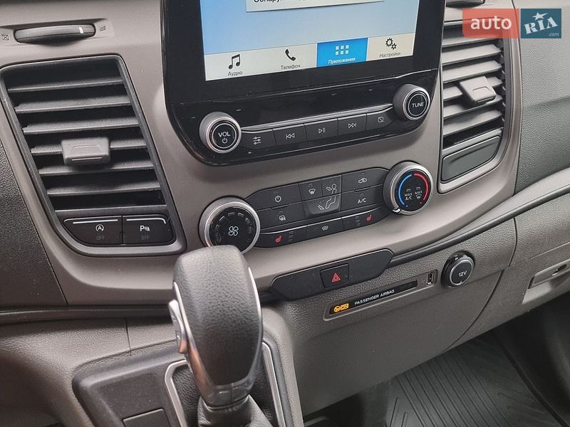 Грузовой фургон Ford Transit Custom 2019 в Радивилове