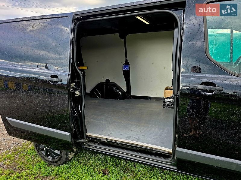 Грузовой фургон Ford Transit Custom 2016 в Киеве