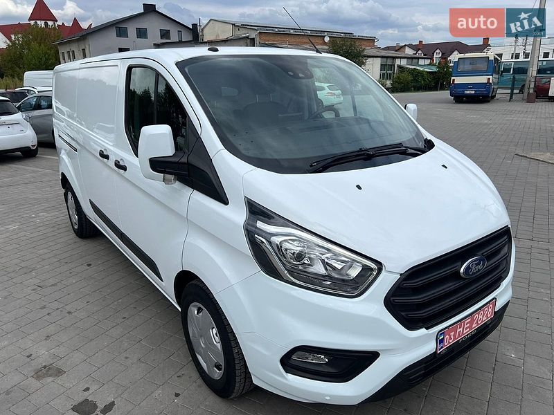 Вантажний фургон Ford Transit Custom 2018 в Бродах