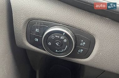 Вантажний фургон Ford Transit Custom 2019 в Львові