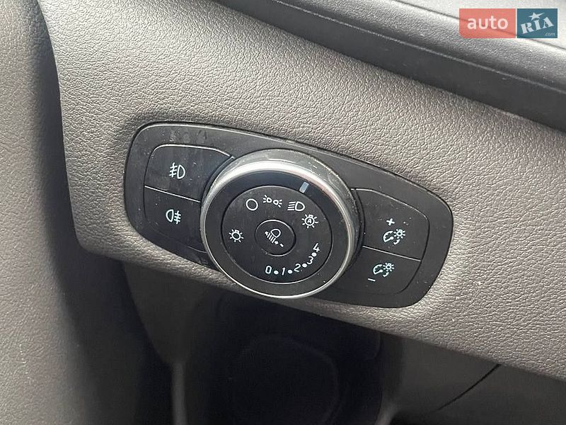 Вантажний фургон Ford Transit Custom 2019 в Львові