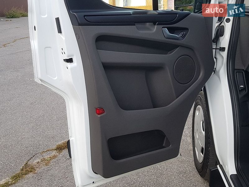 Вантажний фургон Ford Transit Custom 2019 в Вінниці