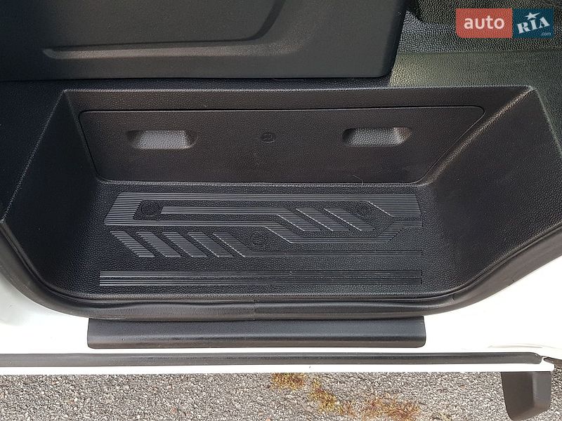 Вантажний фургон Ford Transit Custom 2019 в Вінниці