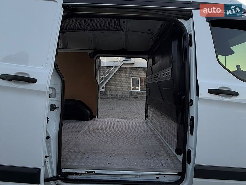 Вантажний фургон Ford Transit Custom 2018 в Харкові